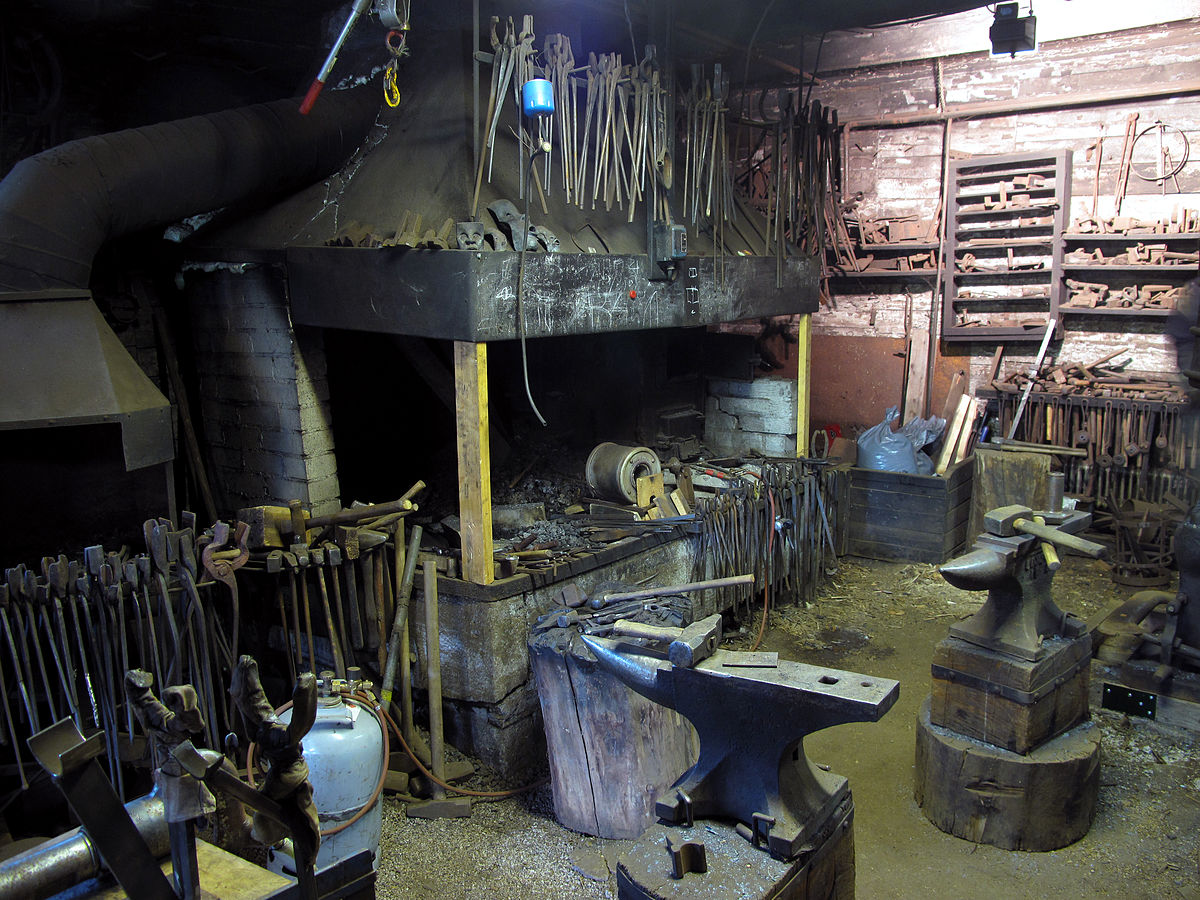 To create a VR simulation of Smithy Shop